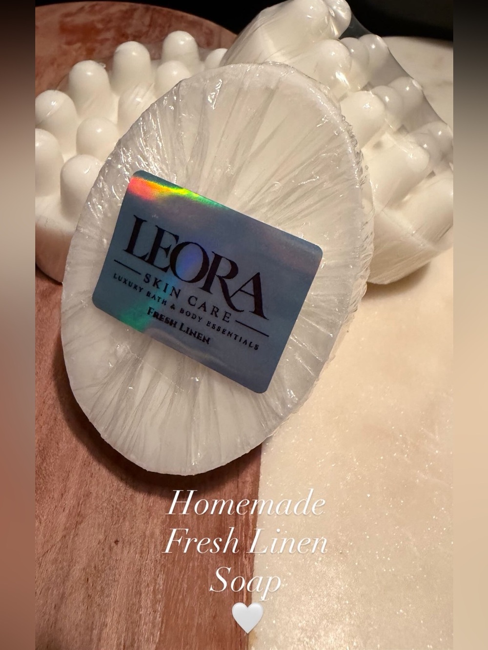LEORA Fresh Linen Massage Soap